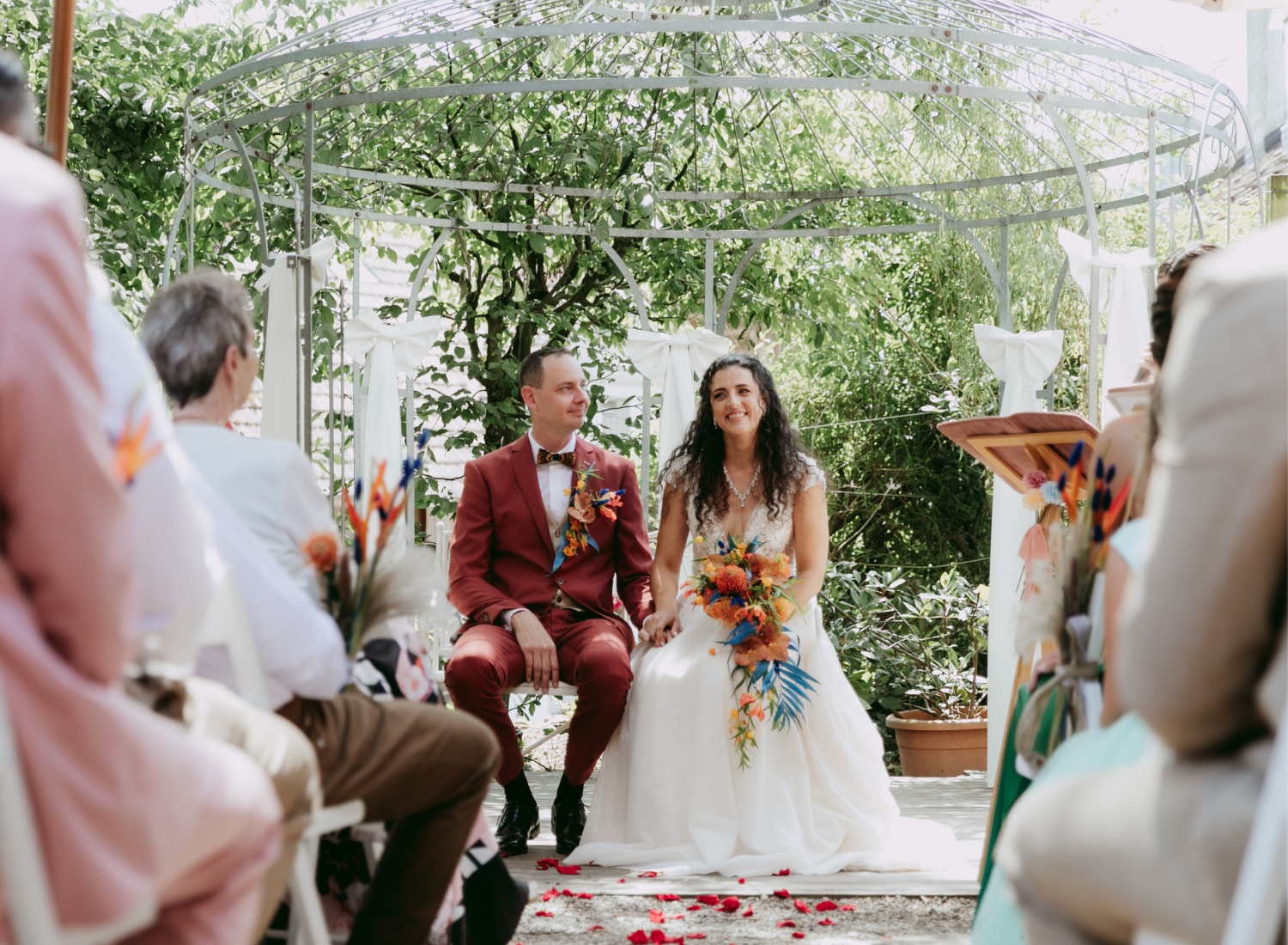 Organiser une cérémonie de mariage laïque en Suisse