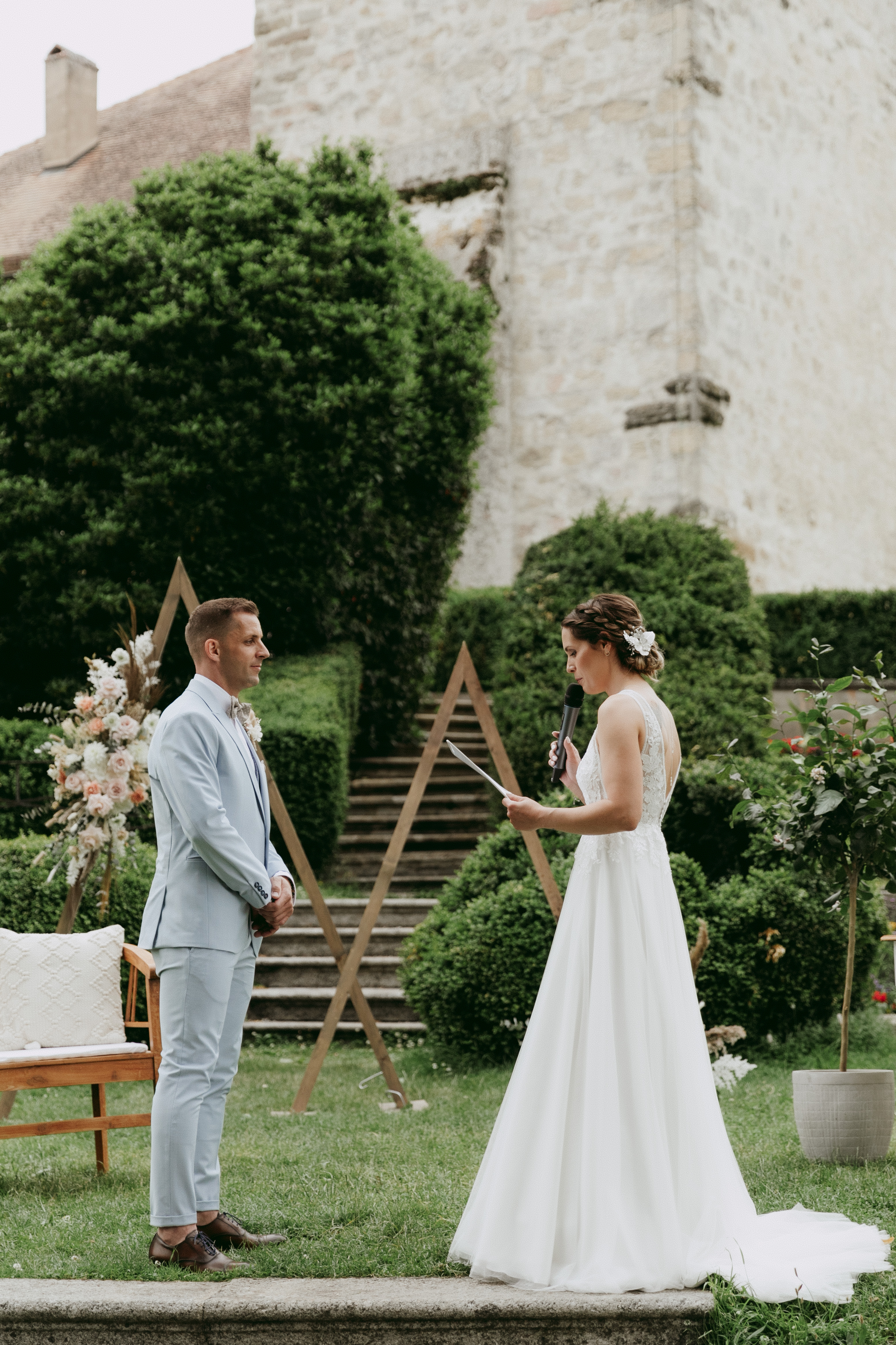 Comment écrire des vœux pour une cérémonie laïque?